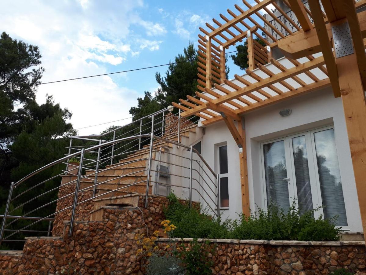 Apartments By The Sea Mimice, Omis - 14230 Εξωτερικό φωτογραφία