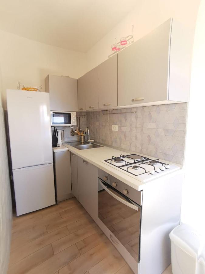 Apartments By The Sea Mimice, Omis - 14230 Εξωτερικό φωτογραφία