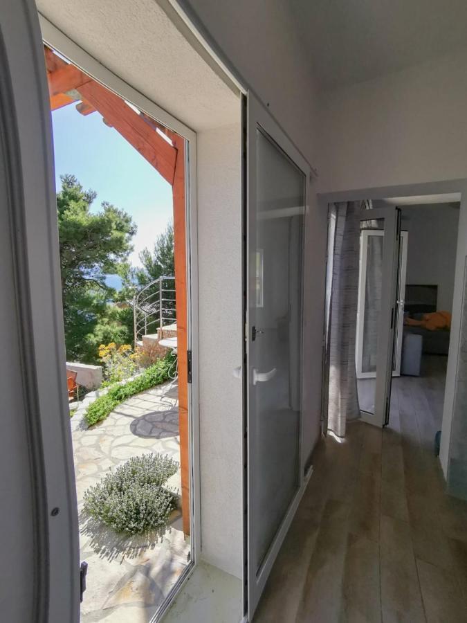 Apartments By The Sea Mimice, Omis - 14230 Εξωτερικό φωτογραφία