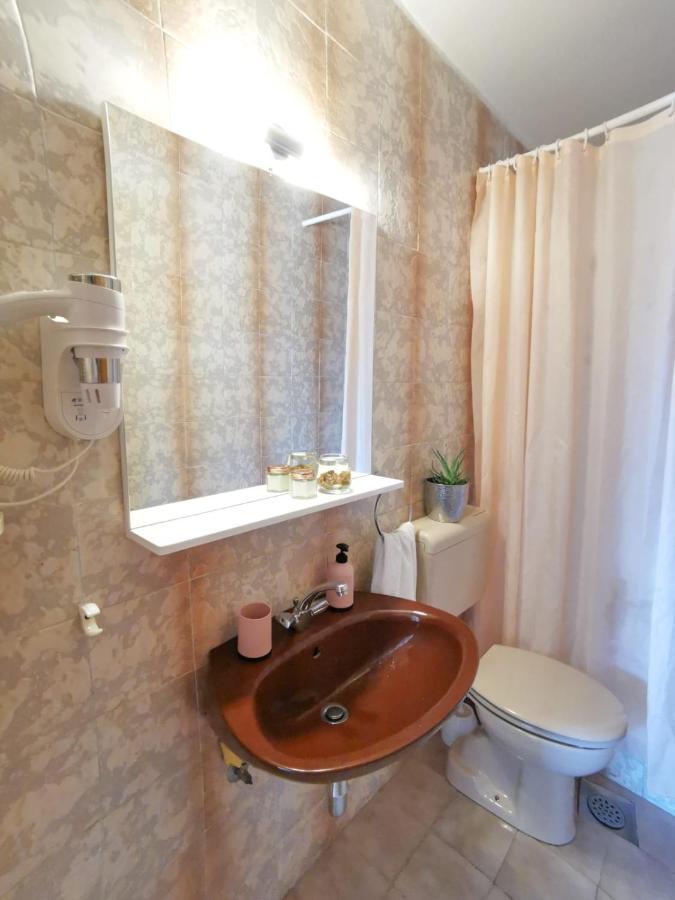 Apartments By The Sea Mimice, Omis - 14230 Εξωτερικό φωτογραφία