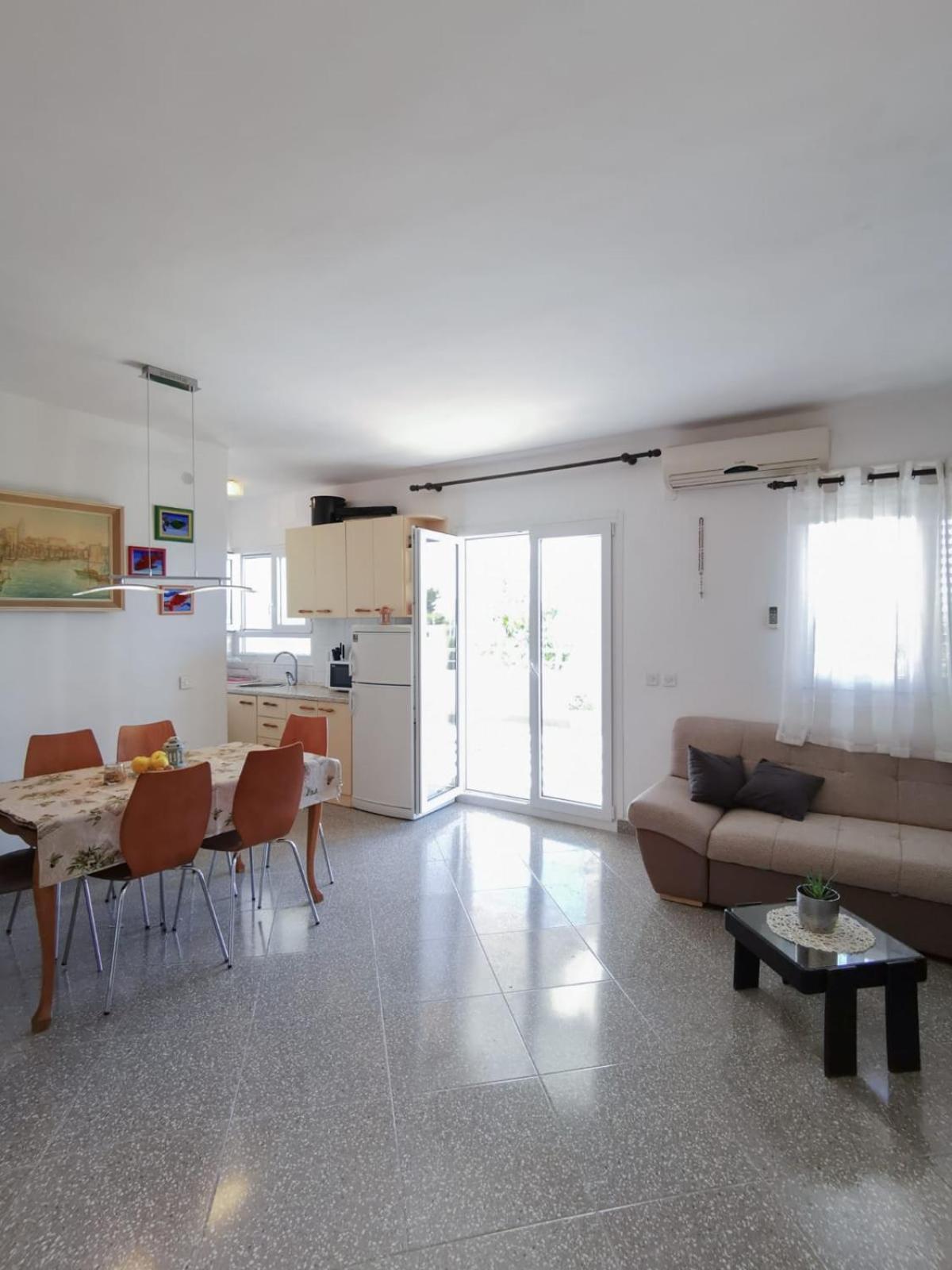 Apartments By The Sea Mimice, Omis - 14230 Δωμάτιο φωτογραφία